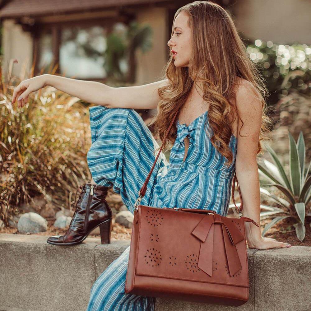 LOUISE | Sac Papillon Élégant