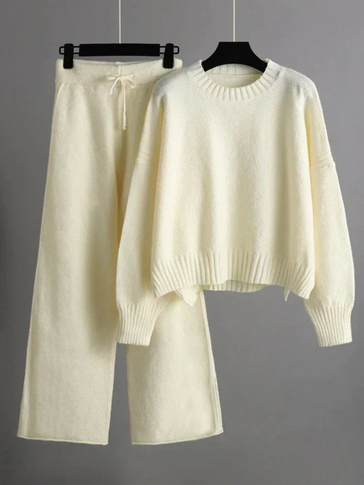 Chloé™ | Elegant Knit Duo