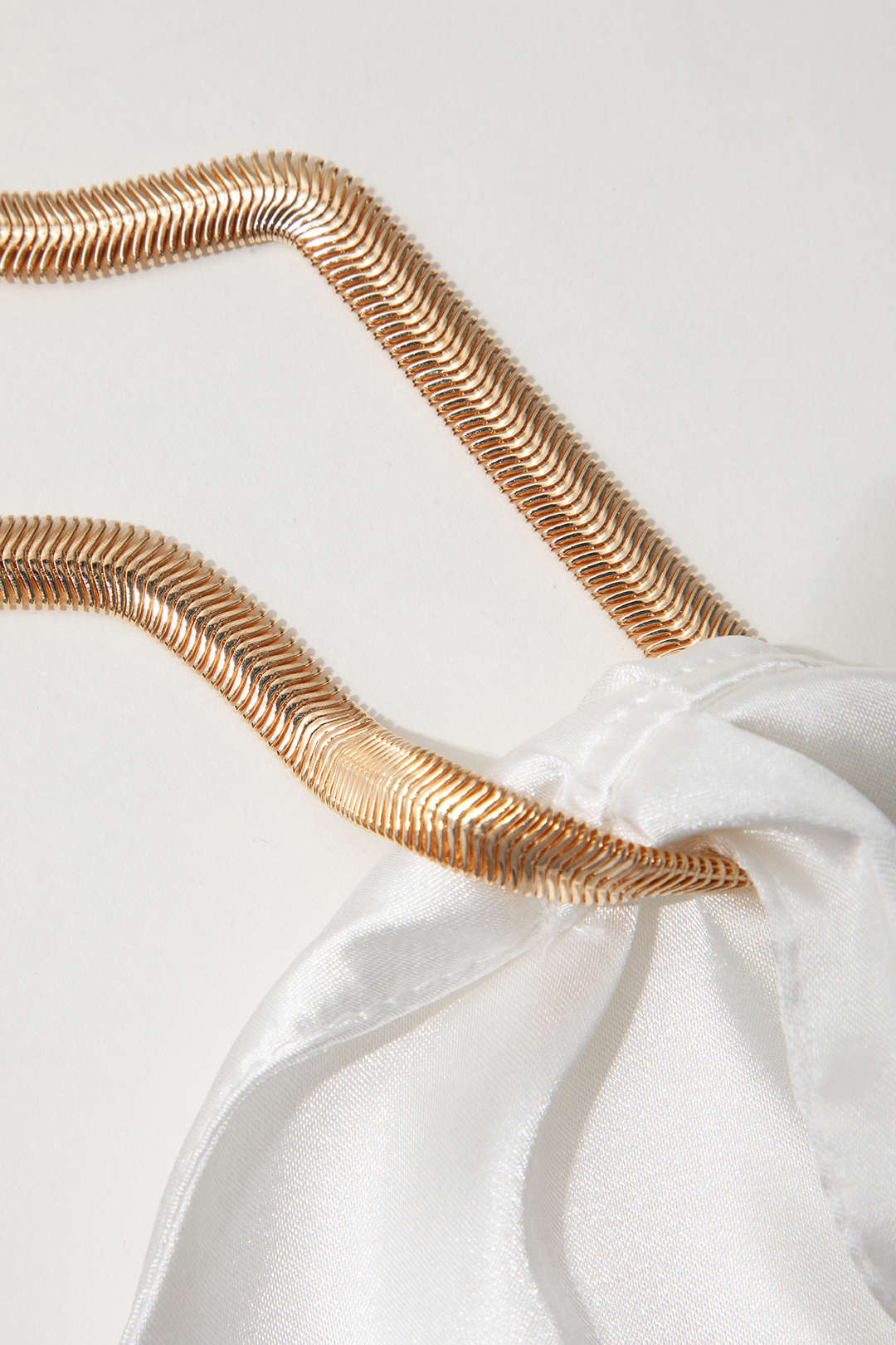 Chloé™ | Haut Halter De Luxe Avec Détail En Chaîne